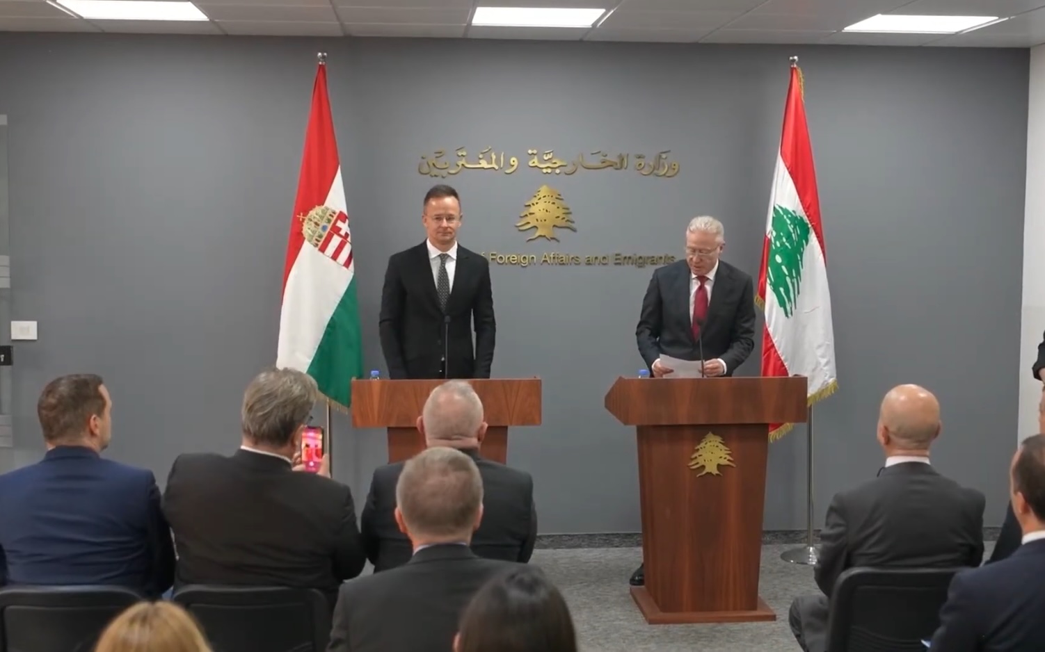 Magyarország a libanoni hadsereg megerősítésére irányítja át az Európai Békekeretből rá eső 600 millió forintot