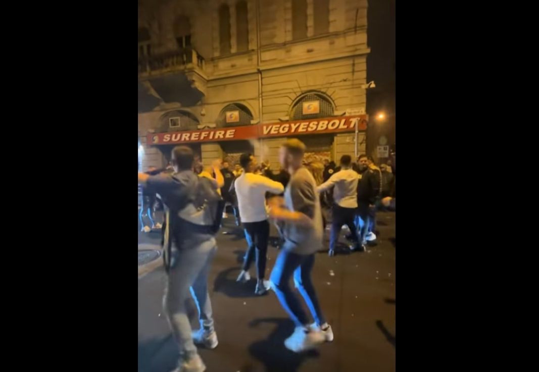 Terézváros polgármestere kiakadt egy Nagymező utcai szórakozóhely miatt, Erzsébetvárosénak a filmforgatásokból lett elege