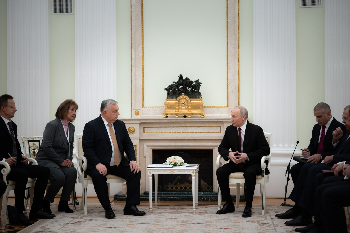 Menczer Tamás szerint a tolmács nem hallotta jól, amit Putyin mondott