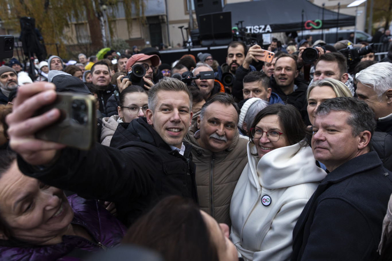 A Tisza megbízásából készített felmérés szerint a biztos szavazók 67 százaléka szavazna Gajdos Lászlóra