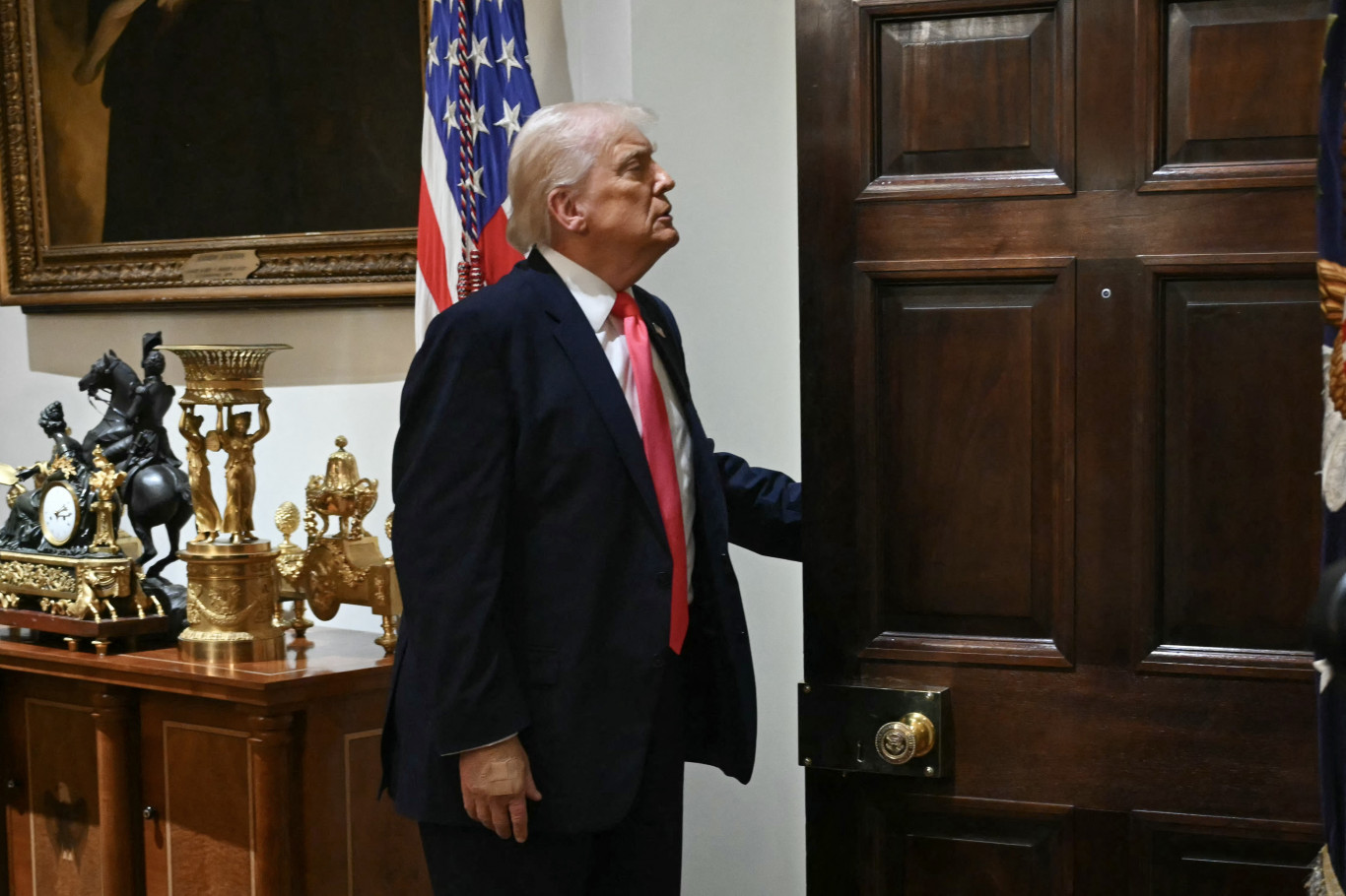 Trump további országokra terjeszti ki a beutazási korlátozásokat