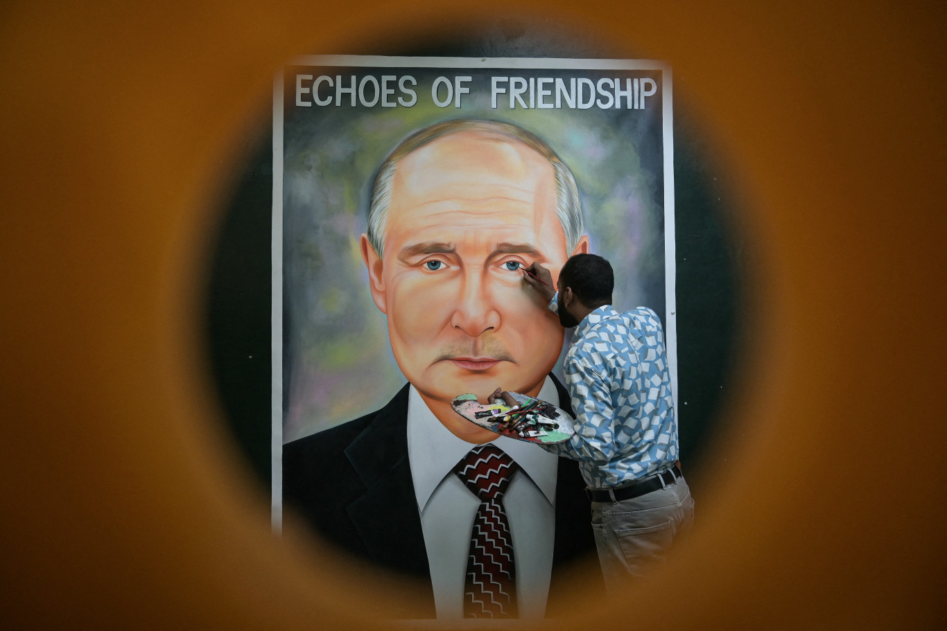 Nesze neked, béke: Putyin mindenképpen „felszabadítja” a két ukrán megyét, amit eddig csak részben tudott megszállni