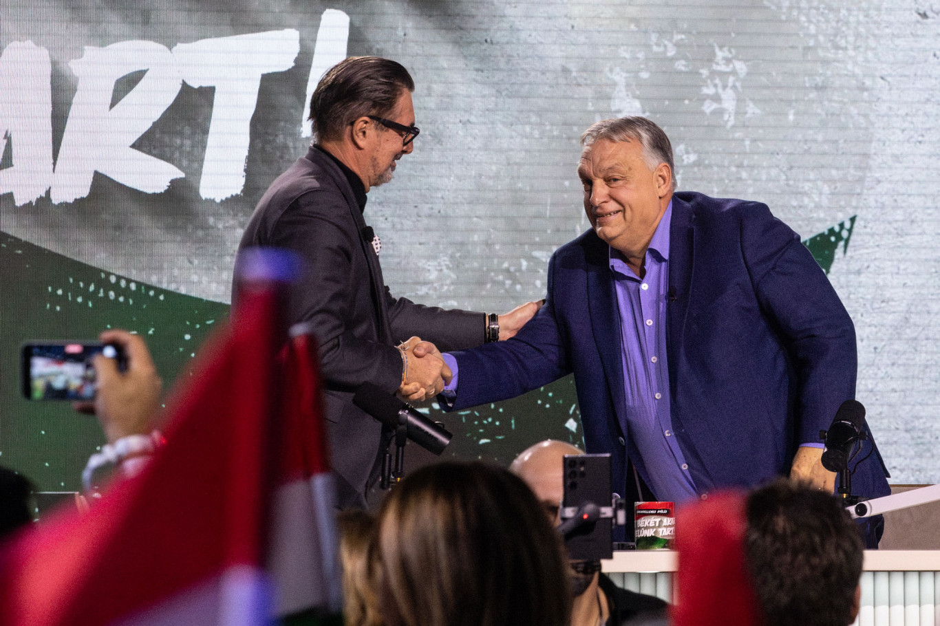 Orbán miniszterelnök Csiszár „Apukám” Jenőnek Kecskeméten: Én tudtam volna jobban is piszkálni magamat