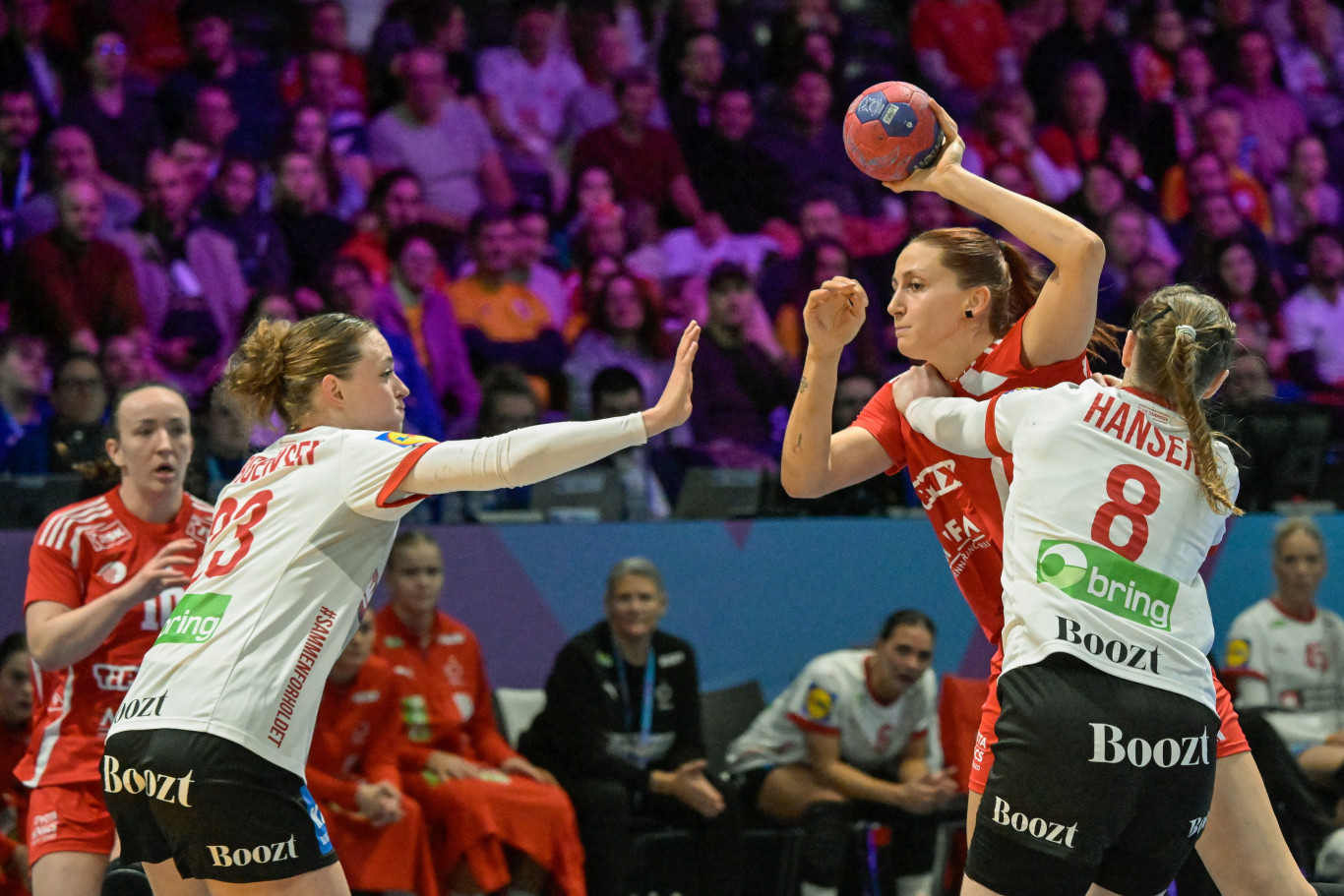 Szoros meccsen kaptunk ki Dániától, csoportmásodikként jutottunk a vb-negyeddöntőbe