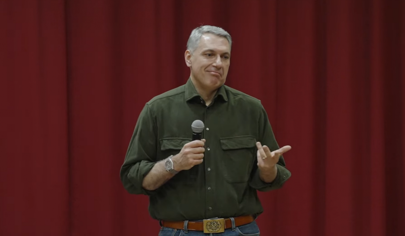 Lázár megfejtette az amerikai nemzetbiztonsági stratégiát: „Az Európai Unió egy nagy kalap szar”