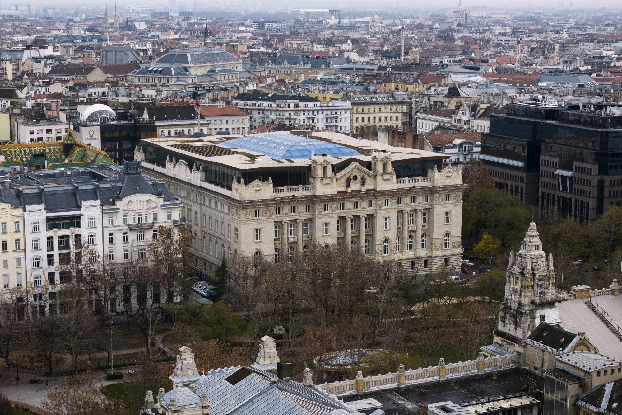 Nem nyúltak hozzá Varga Mihály az alapkamathoz