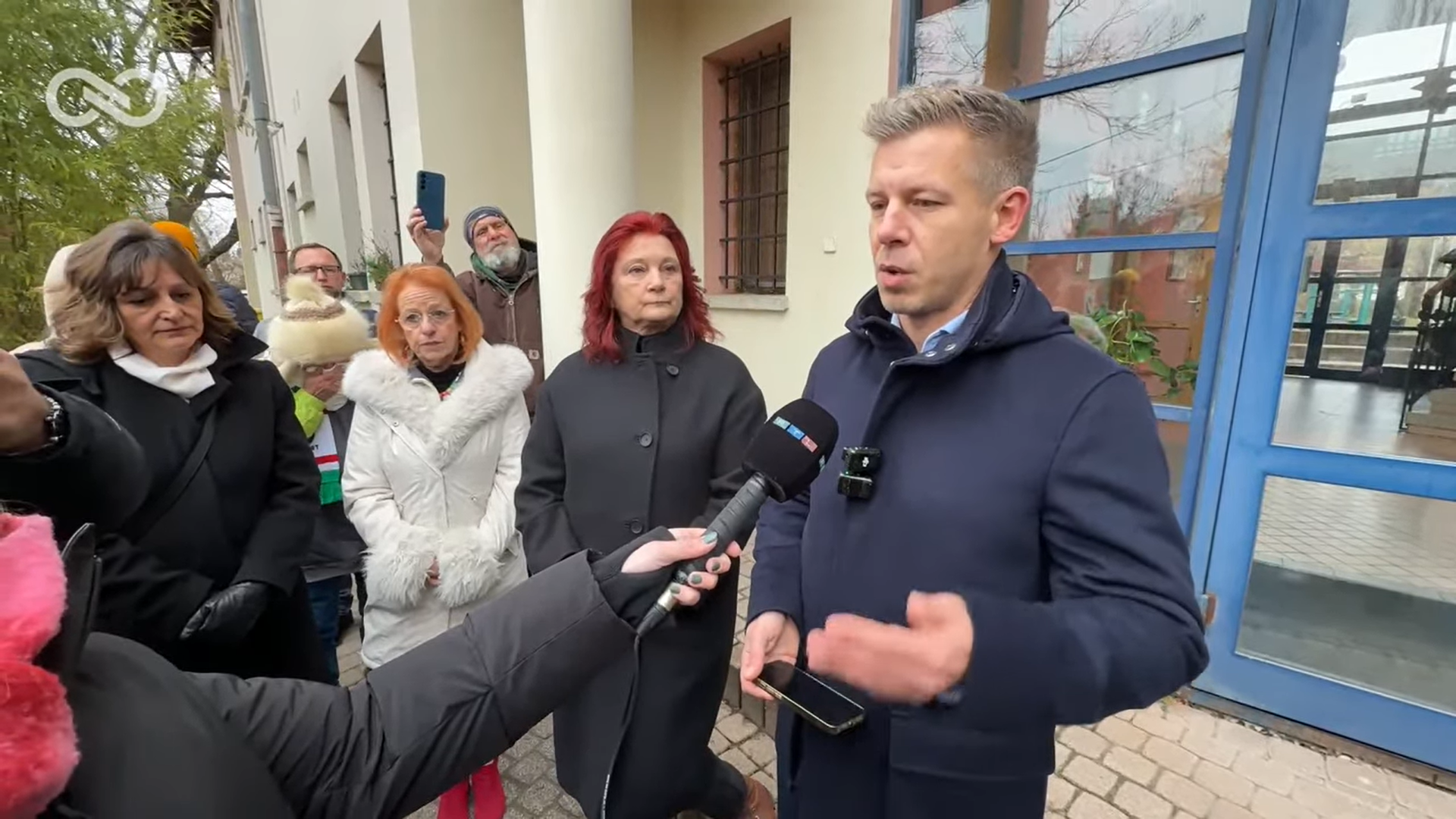 Éhezés és bántalmazás: válságban a gyermekvédelem