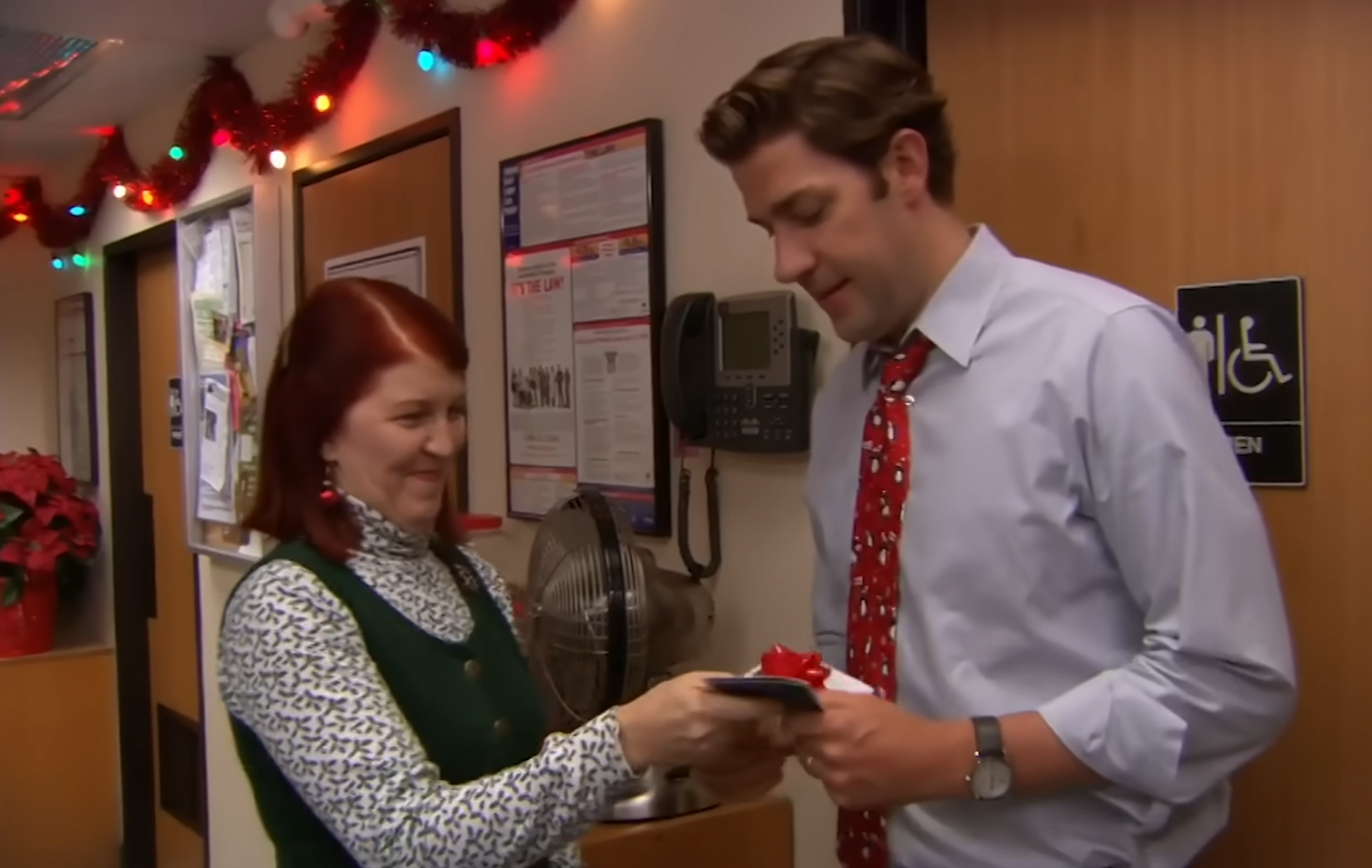 Keressük a legkínosabb karácsonyi ajándékokat!