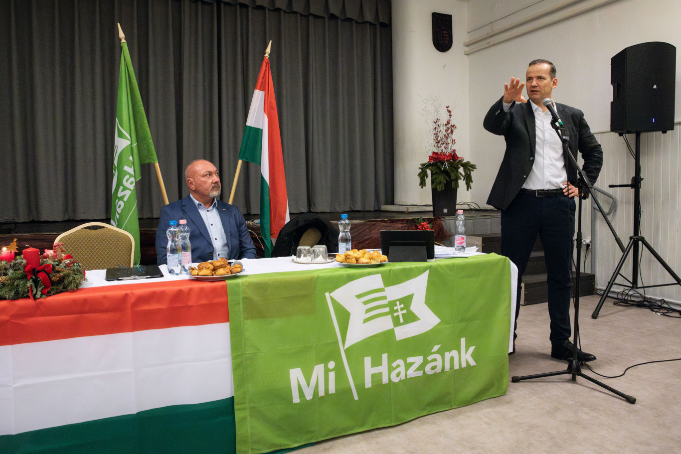 „Lacikám, tudom, hogy cigány vagyok, de adjál már egy belépési nyilatkozatot a Mi Hazánkba”