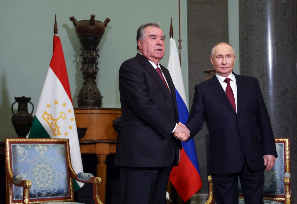 Putyin sajnálja, hogy egy 15 éves rasszista iskolás meggyilkolt egy 10 éves tádzsik kisfiút Moszkva mellett