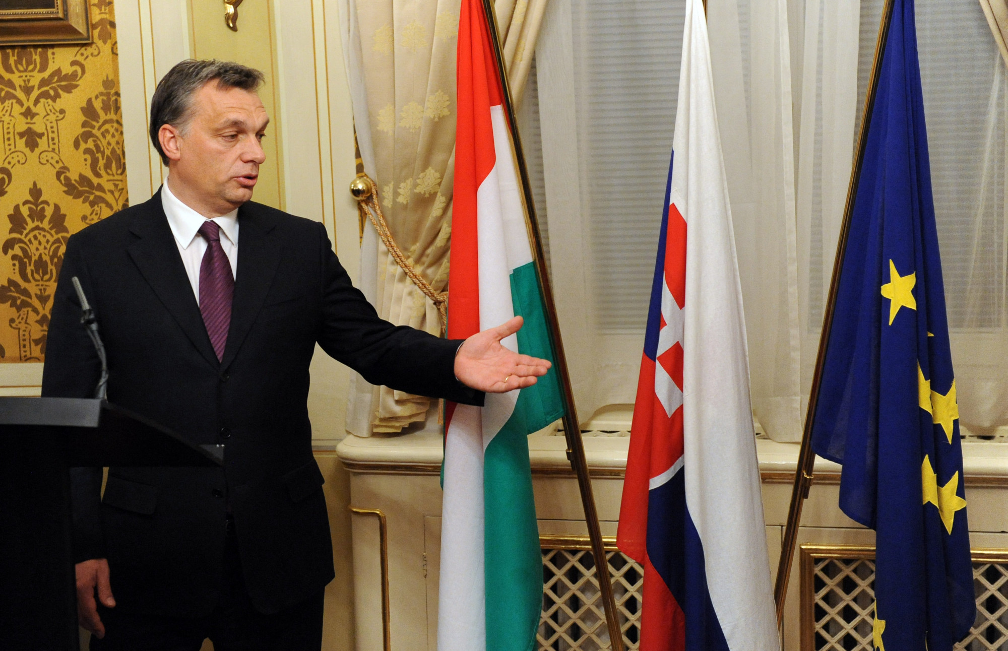 Még néhány karácsonyt ígért Orbán 2010-ben, hogy ne olyan legyen a jövő, amivel szemben védekezni kell