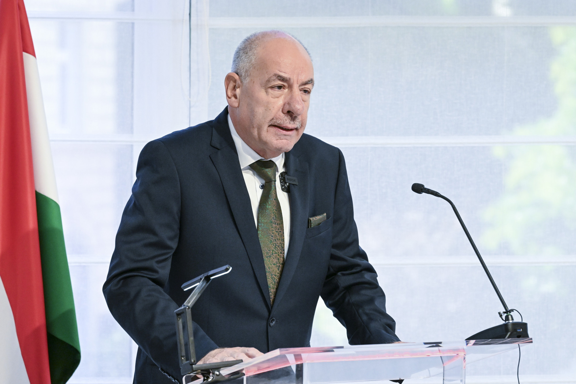 Sulyok Tamás volt kommunikációs igazgatója: Ők nem az emberekért, ők a saját jólétükért gondoltak dolgozni