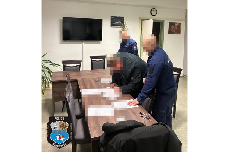 Késsel rabolta ki a saját nagyapját