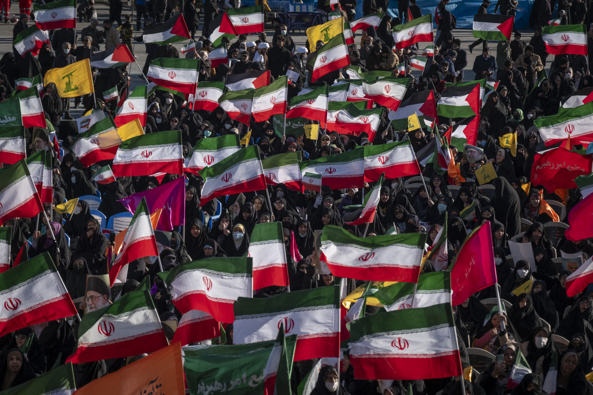 Az izraeli hírszerzés ügynökei is ott vannak az iráni tüntetők között