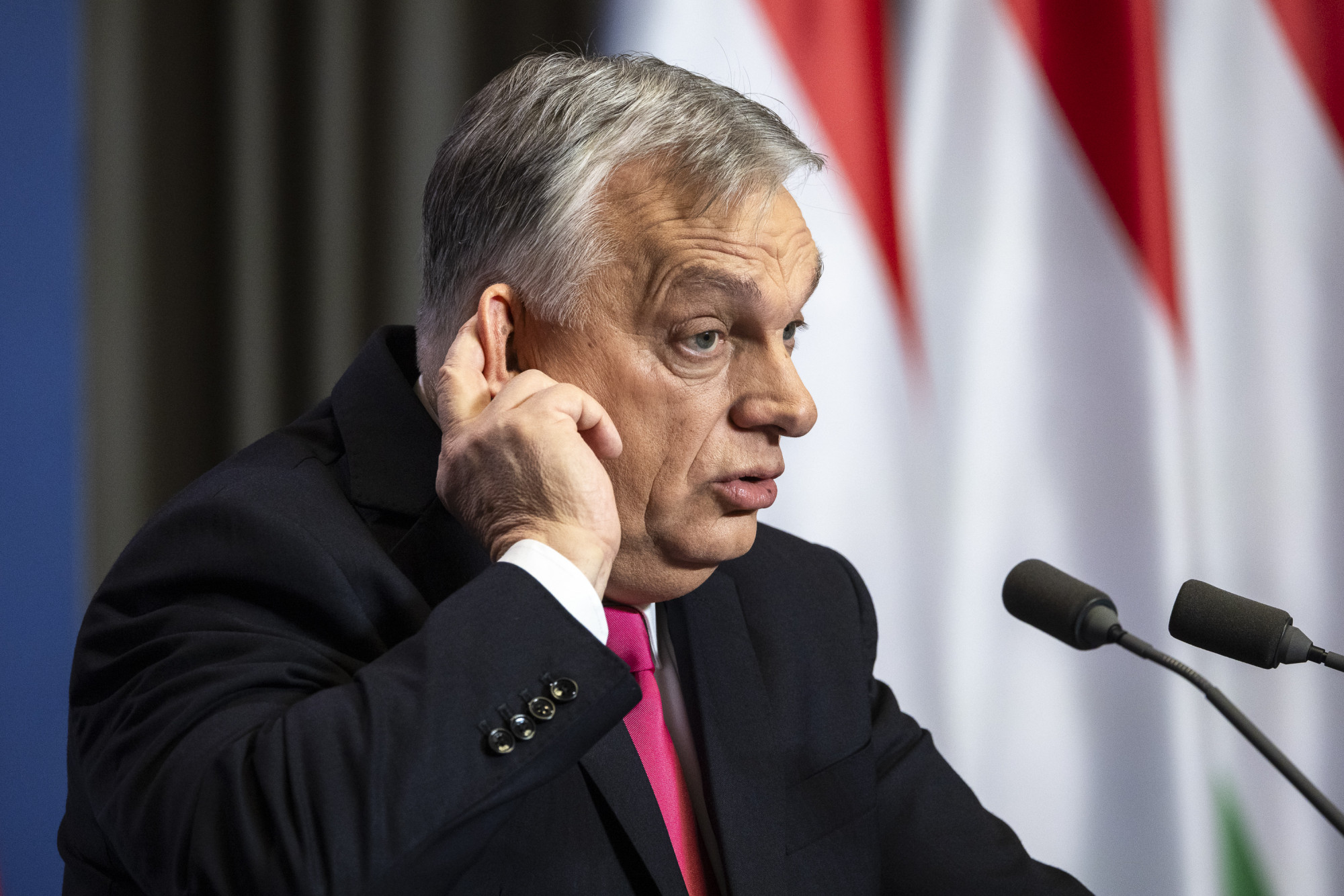 Bekérették a magyar nagykövetet Varsóban, miután Magyarország két lengyelnek menedékjogot adott