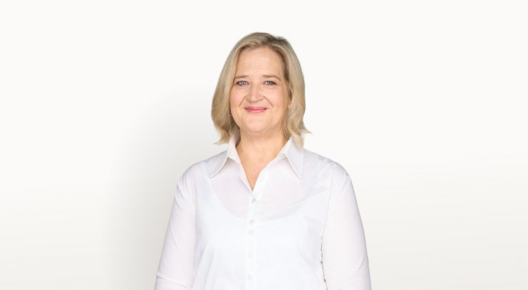 Dr. Szabó Alexandra