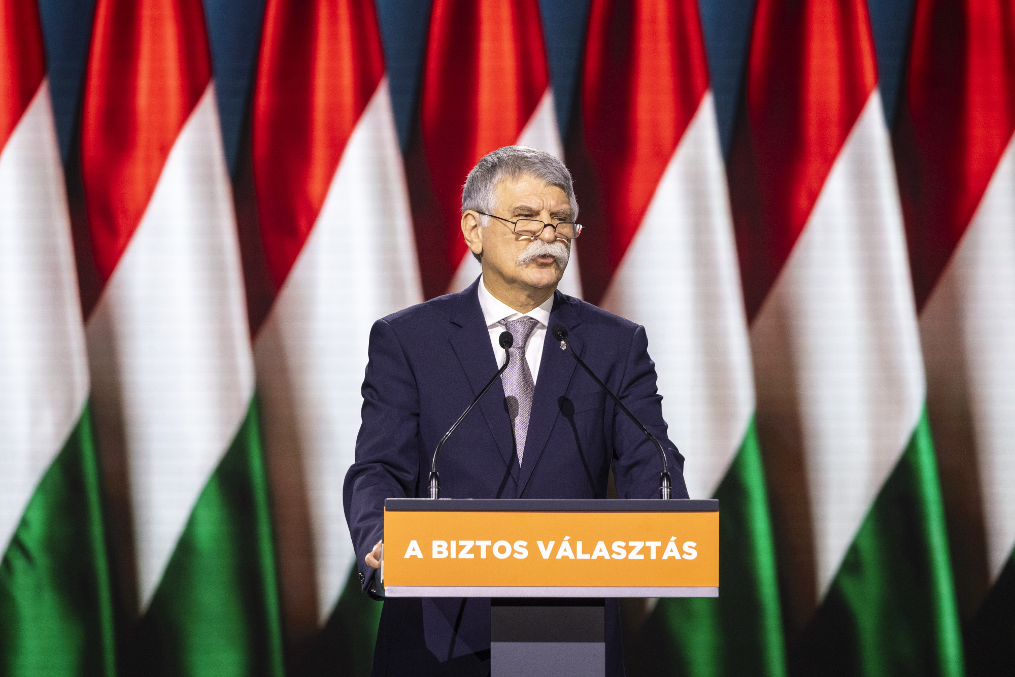 41 helyen állít új jelöltet a Fidesz, Kövér Peter Magyarként emlegette a Tisza elnökét