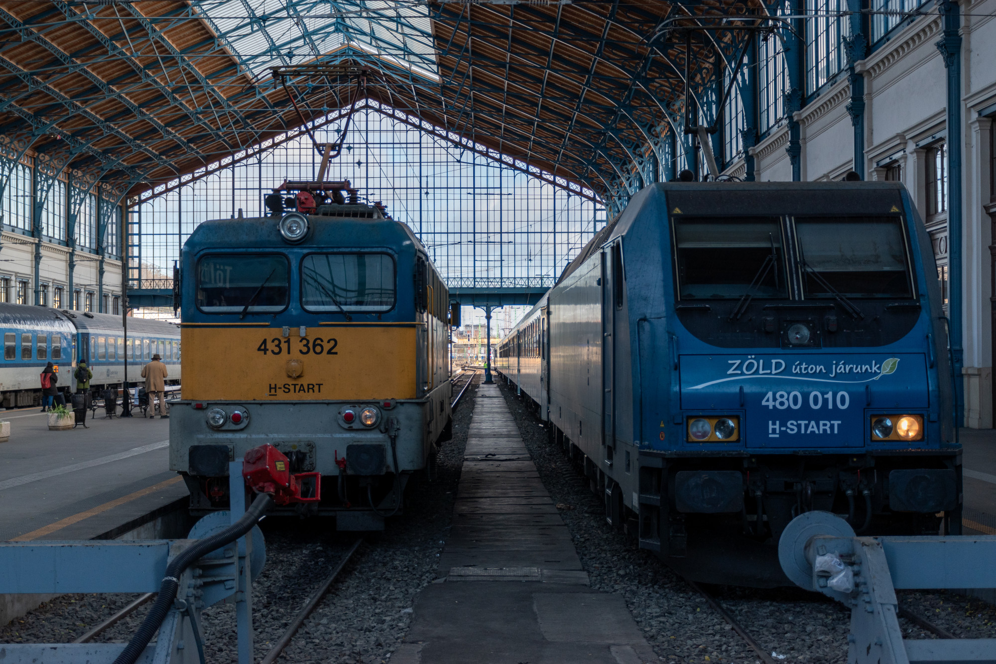 Több mint ezer mozdonyvezetők pereskedik a MÁV-val, szakmányban nyerik a pereket, de hiába