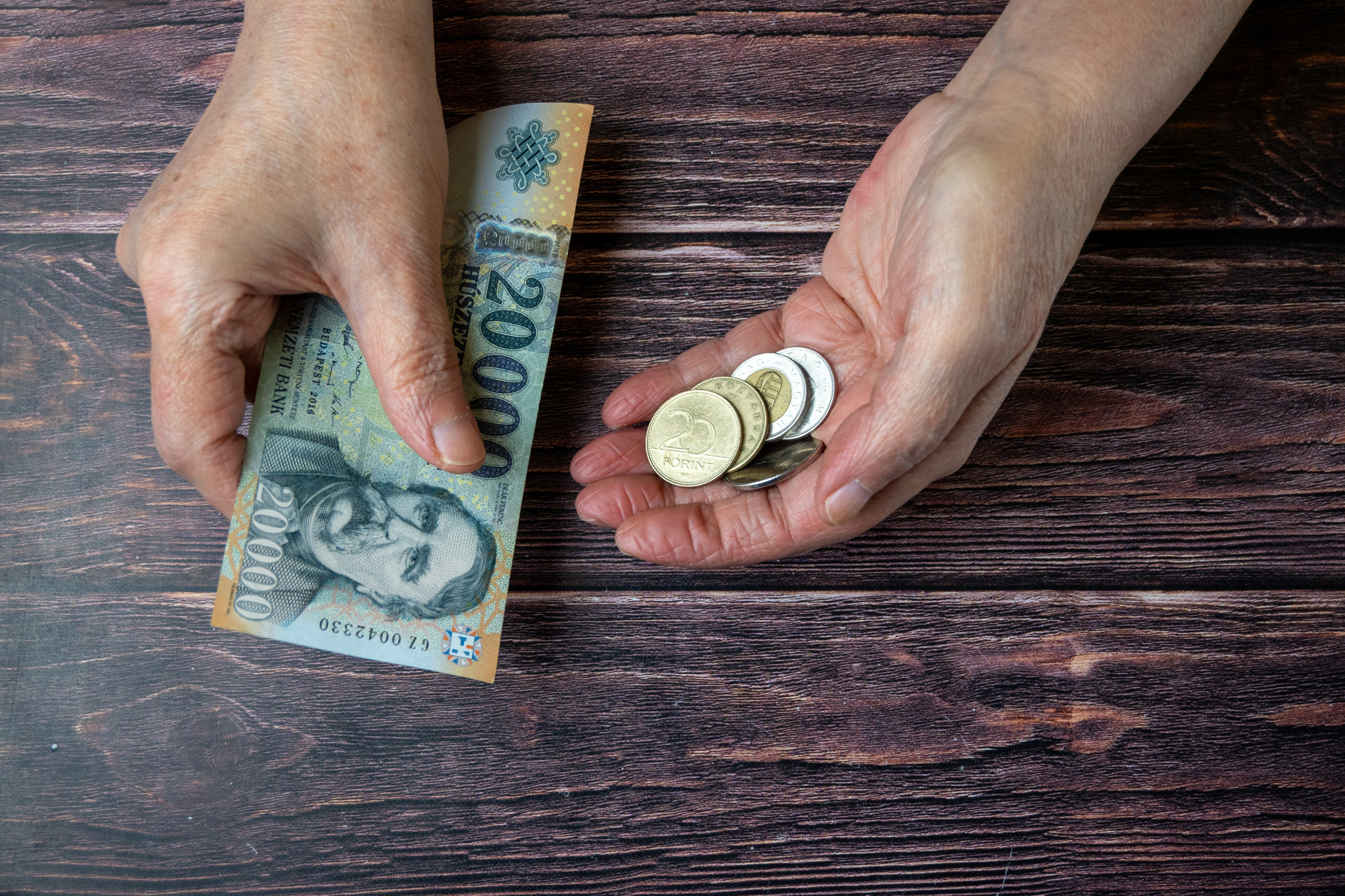 Ha nem keresel nettó 418 ezret, az ország rosszul fizetett feléhez tartozol