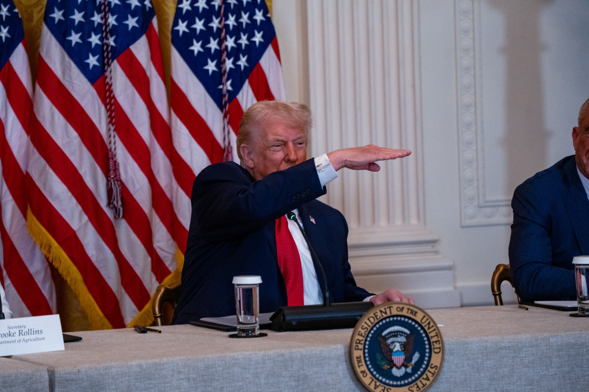 Trump 10 százalékos vámmal bünteti Dániát és hét szövetségeség Grönland miatt