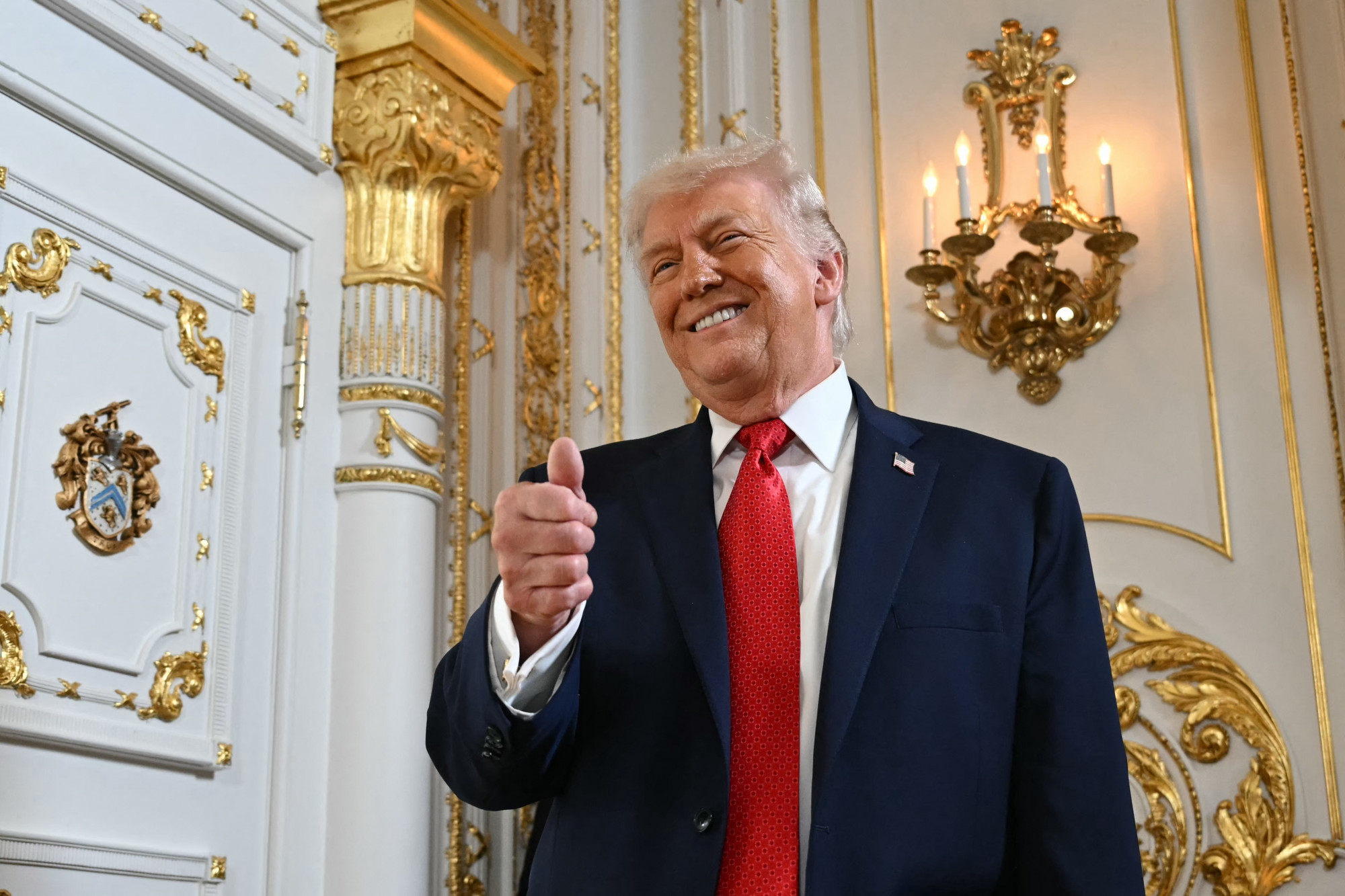 Trump szerint ideje új vezetést keresni Iránban