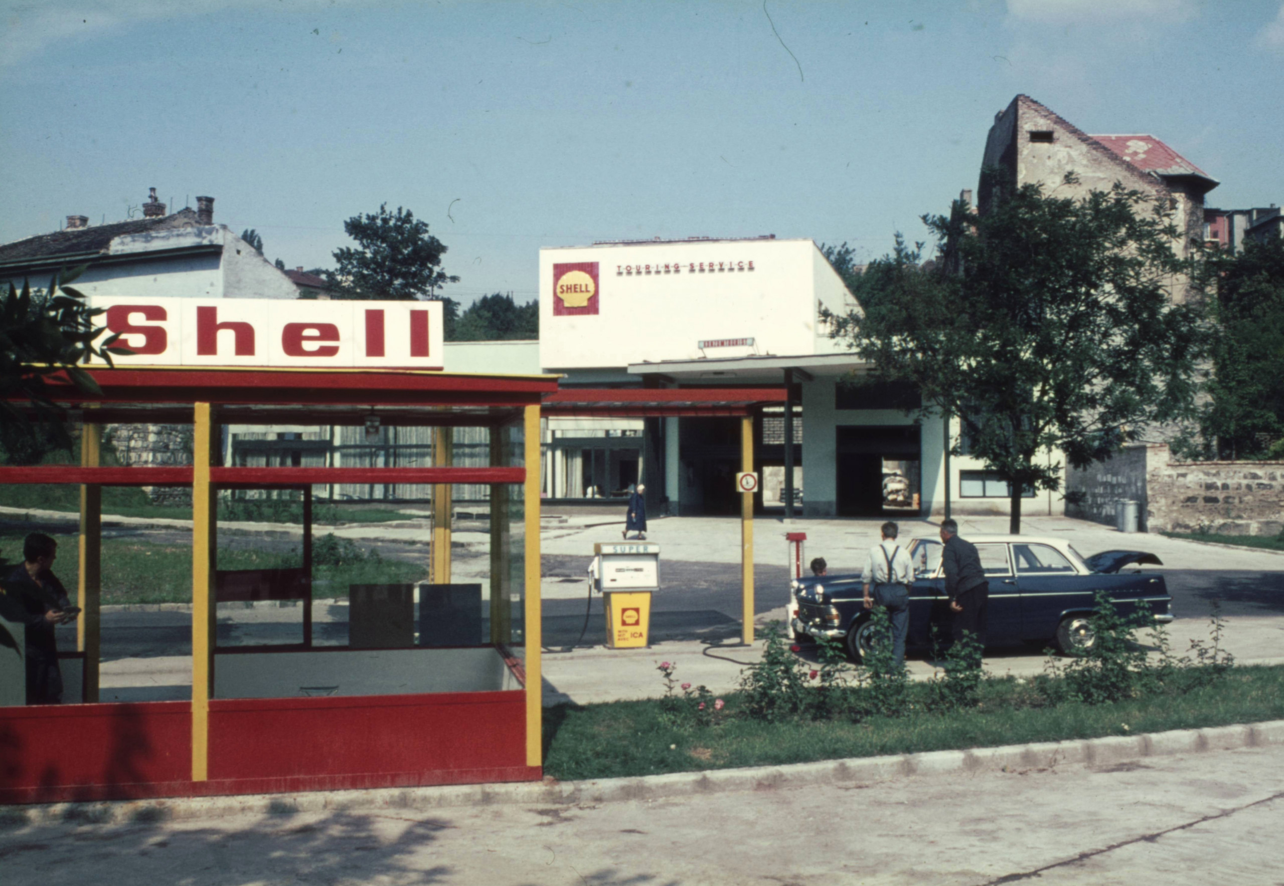 Shellbe A Sugár Vasedényéből indult, a Shell topmenedzsere lett