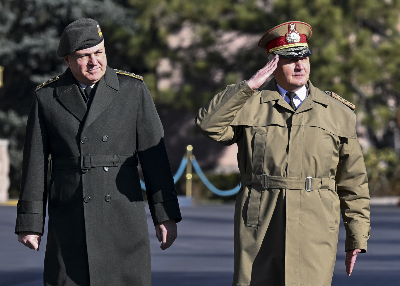 Vlad román vezérkari főnök szerint a lakosságnak fel kell készülnie „egy háborús erőfeszítés támogatására”