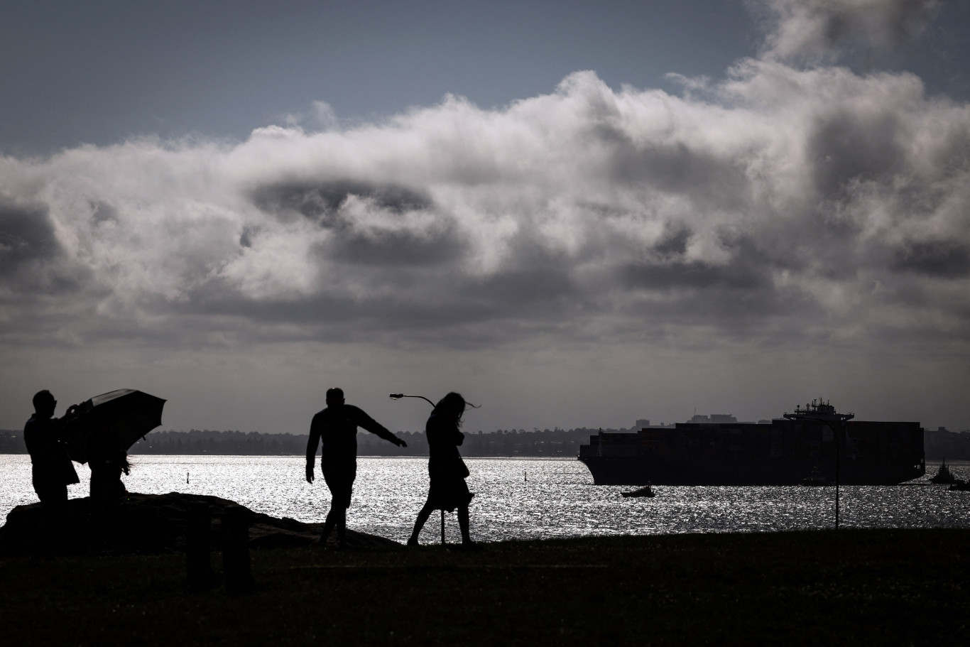 Szargolyókat mosott partra a víz Sydney több strandján