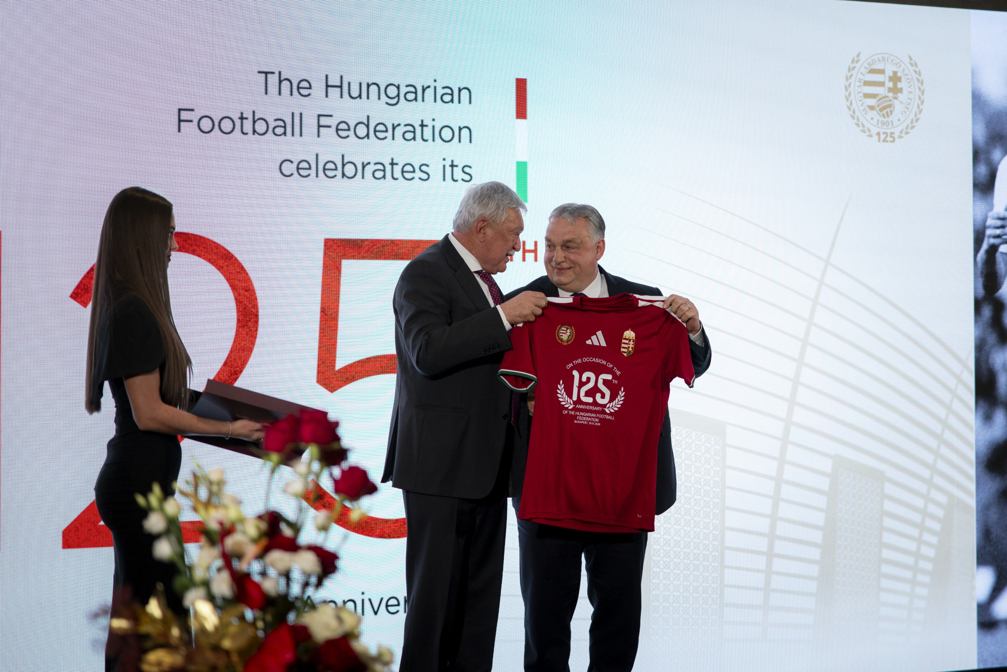 A futball-vb lehetséges európai bojkottjáról is tárgyaltak zárt ajtók mögött hétfőn Budapesten európai sportvezetők