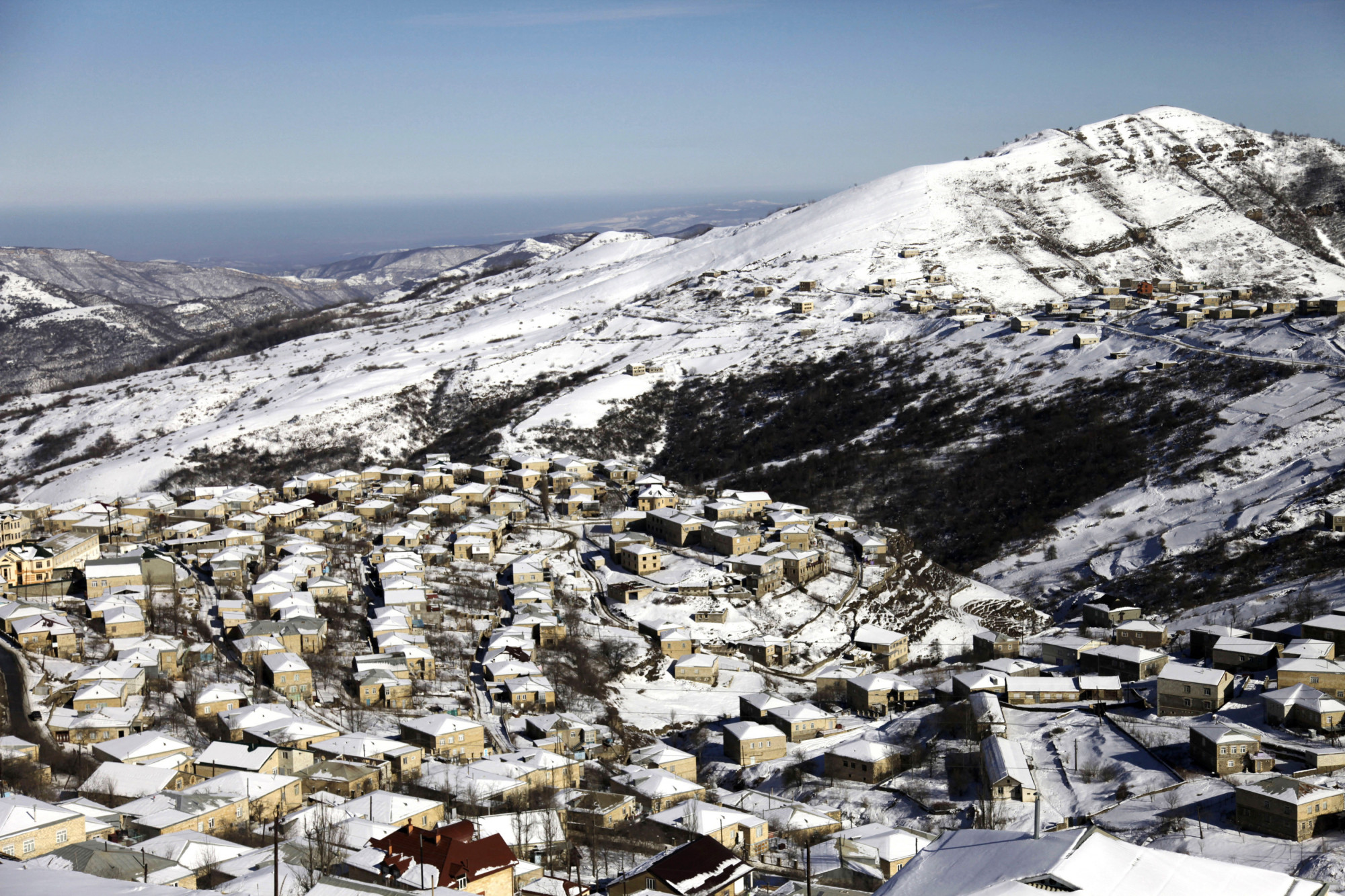Dagesztánban nyakon szúrt egy gyereket az iskolaőr, mert megdobta hógolyóval