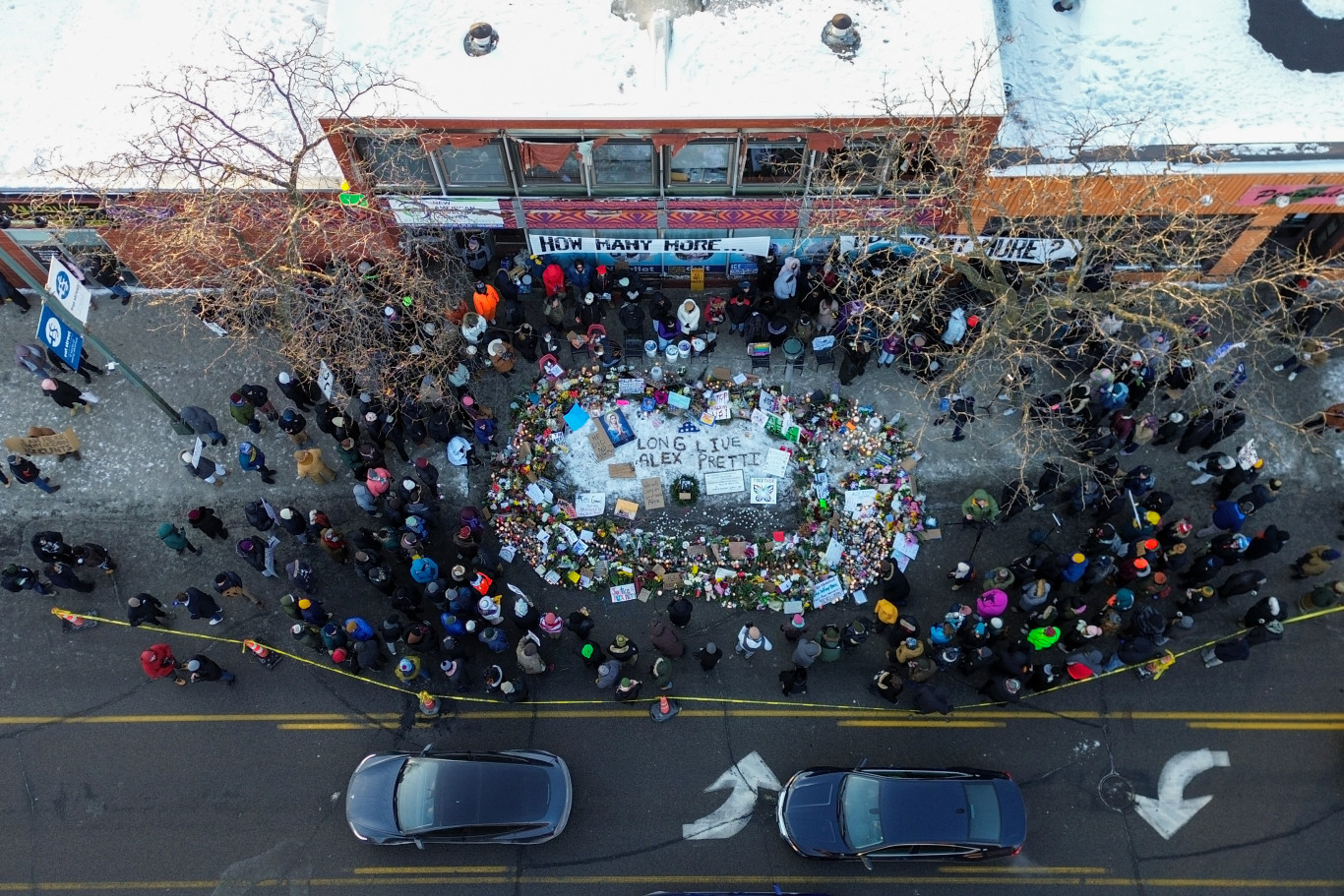 Trump szerint a demokraták okozta káosz miatt történtek halálesetek