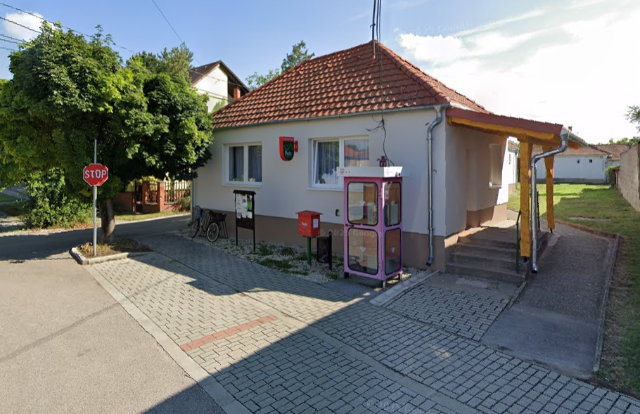 Vádat emeltek a győrsövényházi kisposta vezetője ellen, aki 170 millió forintnyi megtakarítást nyúlt le