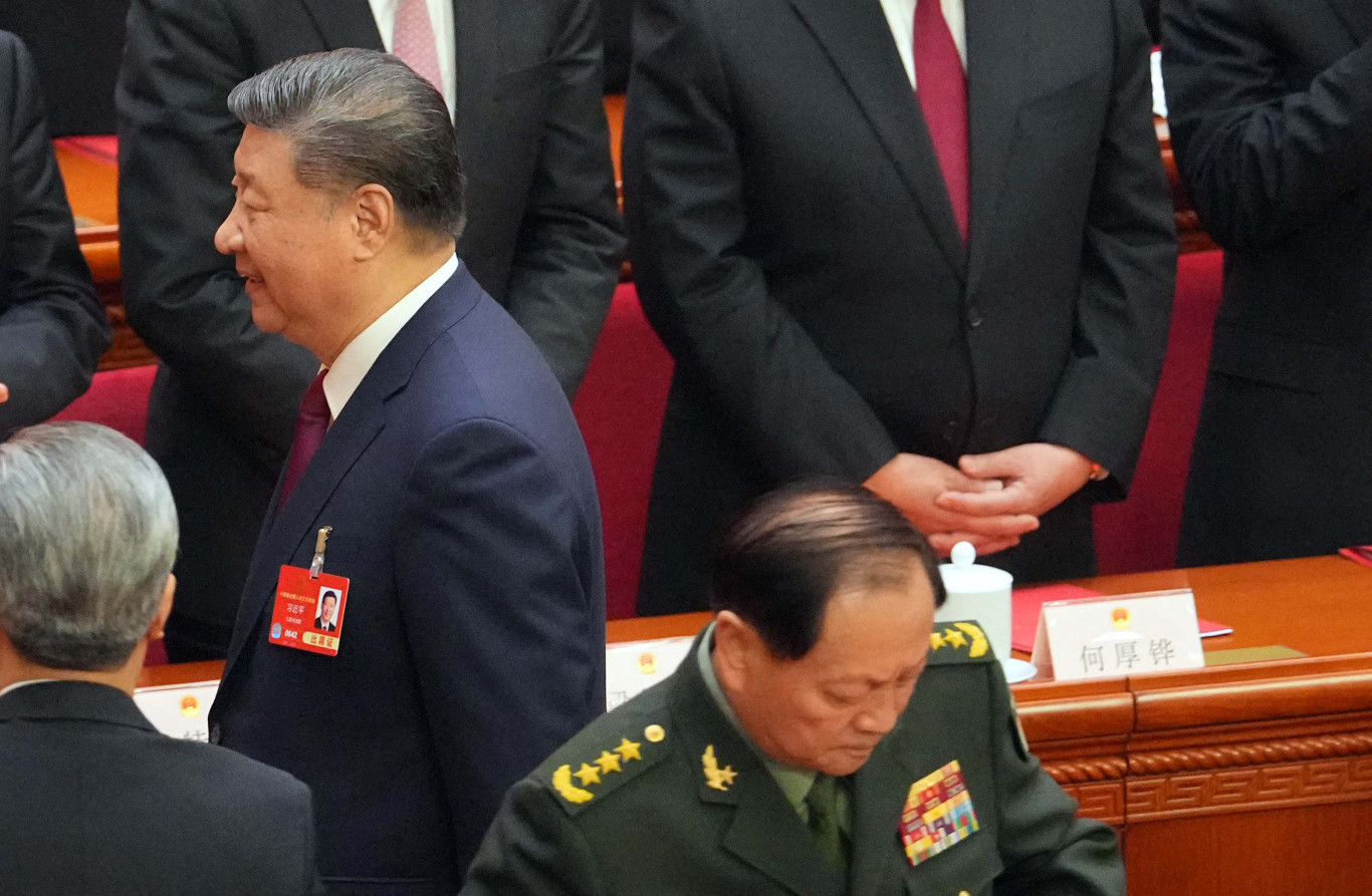 Kire nézve lehet veszélyes, hogy Hszi Csin-ping megszabadult a legmagasabb rangú tábornokától?