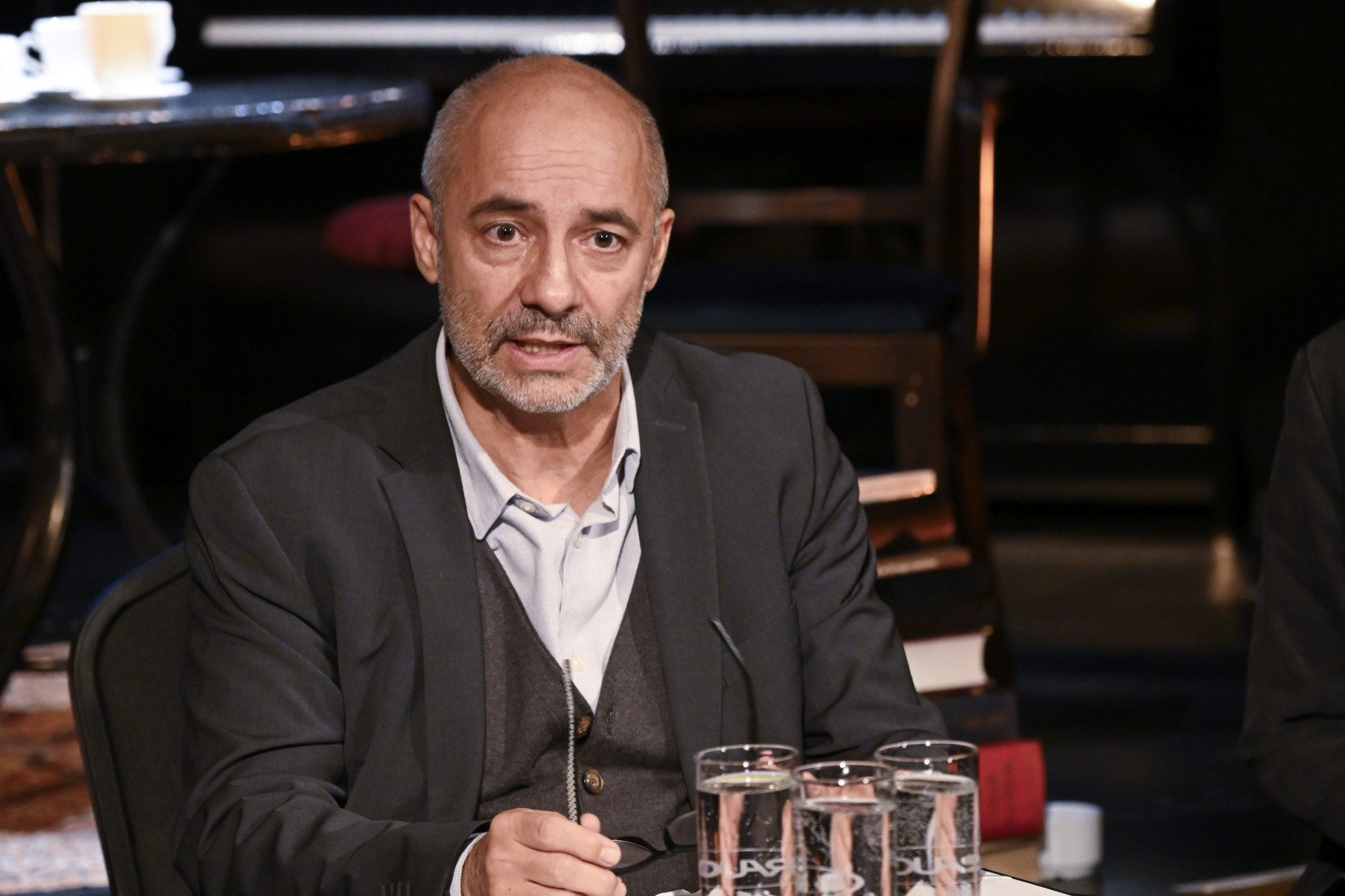 Rudolf Péter marad a Vígszínház élén