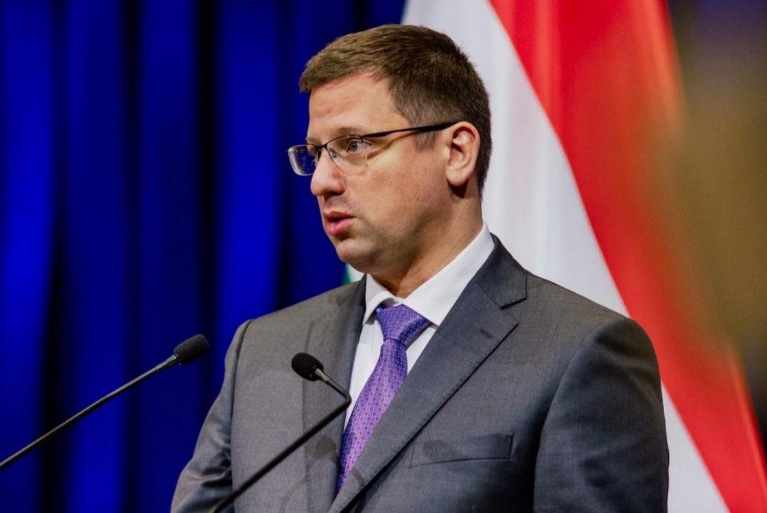 Gulyás Gergely: Ha valahol életszínvonalbeli változás történt, az épp a magyarországi cigányság