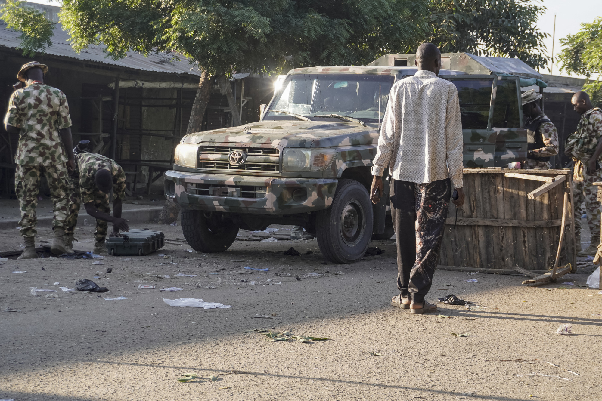 Több mint 160 embert mészároltak le terroristák Nigériában
