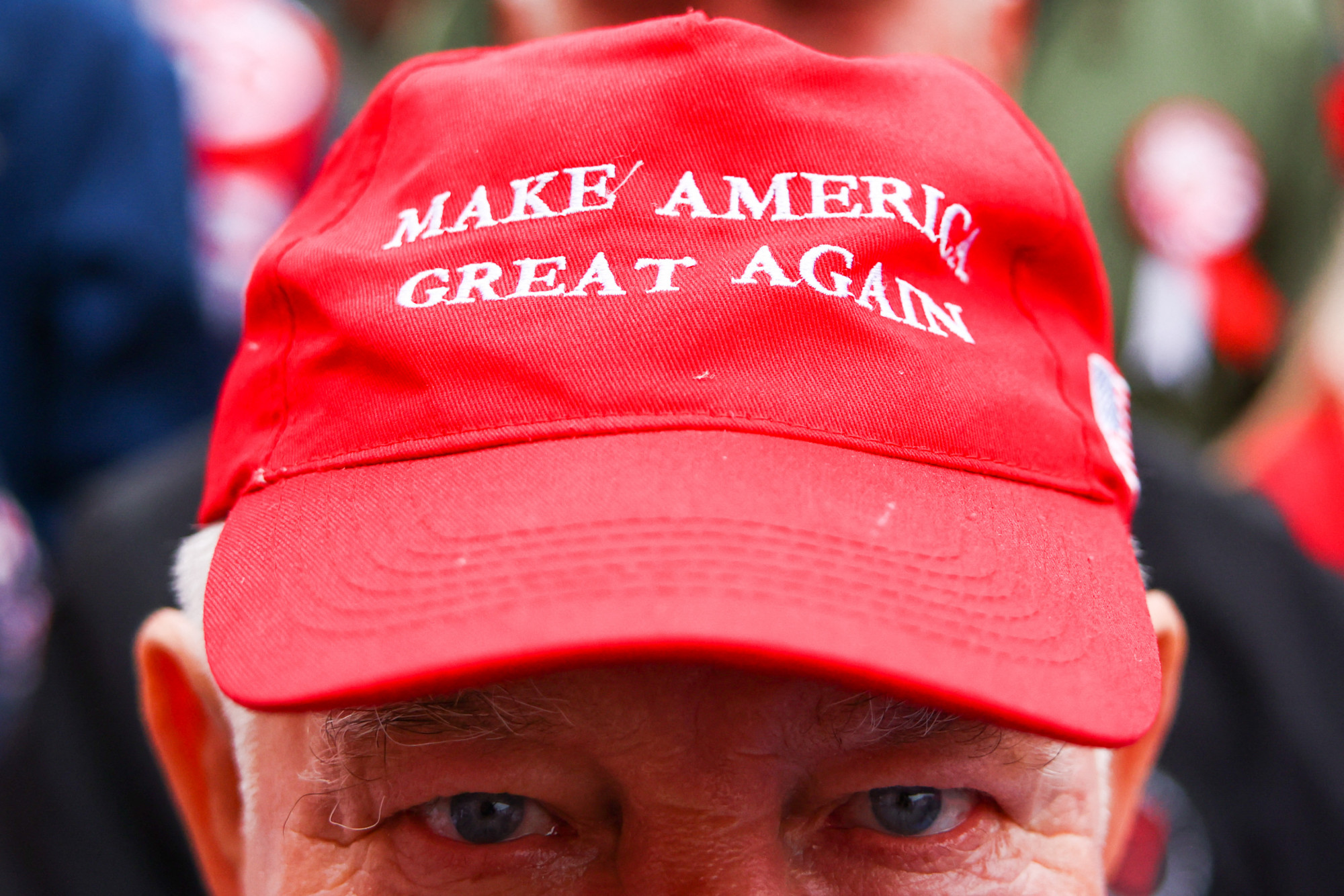 „Az amerikai kormányzat keresztes hadjáratot indított Európa megmentéséért”