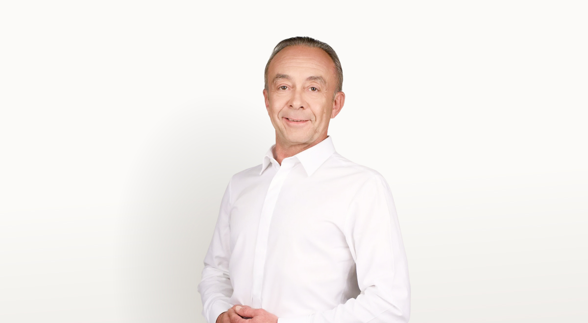 Mészáros Lőrincet is verte nyereségrátában egy hevesi vasútépítő cég, amely mellékesen fideszes propagandát is gyárt