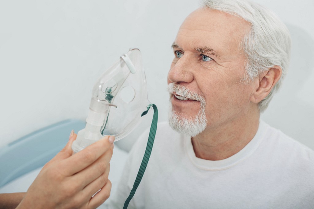 Belélegezhető génterápiát engedélyeztek a tüdőrák kezelésére az USA-ban