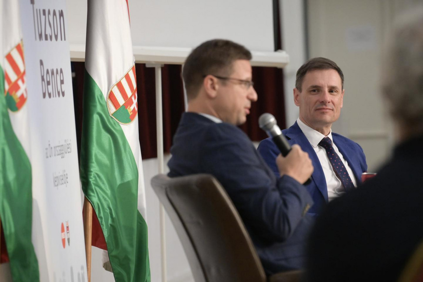 Papíron tehetséggondozó egyesület, valójában Tuzson Bence igazságügyminiszter kampánylapját adja ki