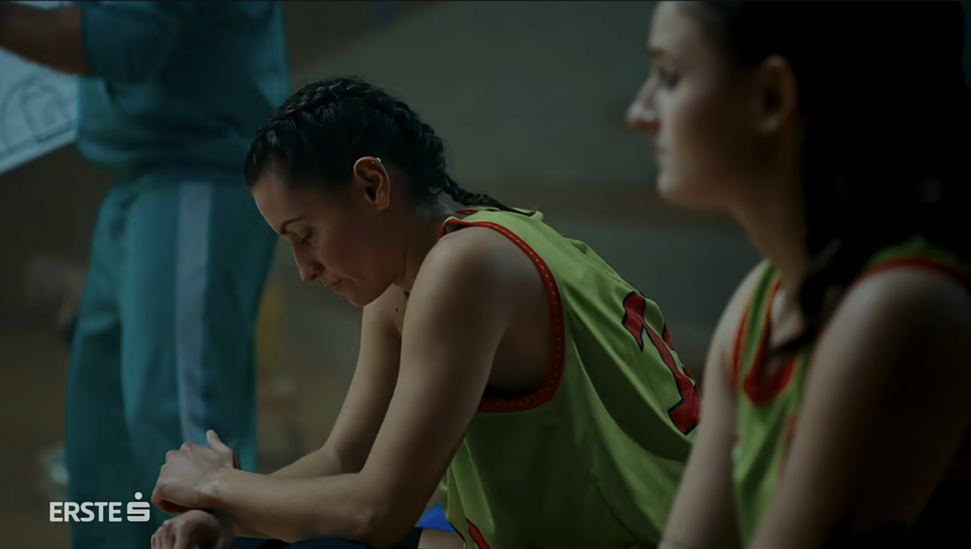 Csoda: a Fidelitas wellness disznóvágásán agyba-főbe vert fickó írta a propagandamédia legviccesebb szövegét