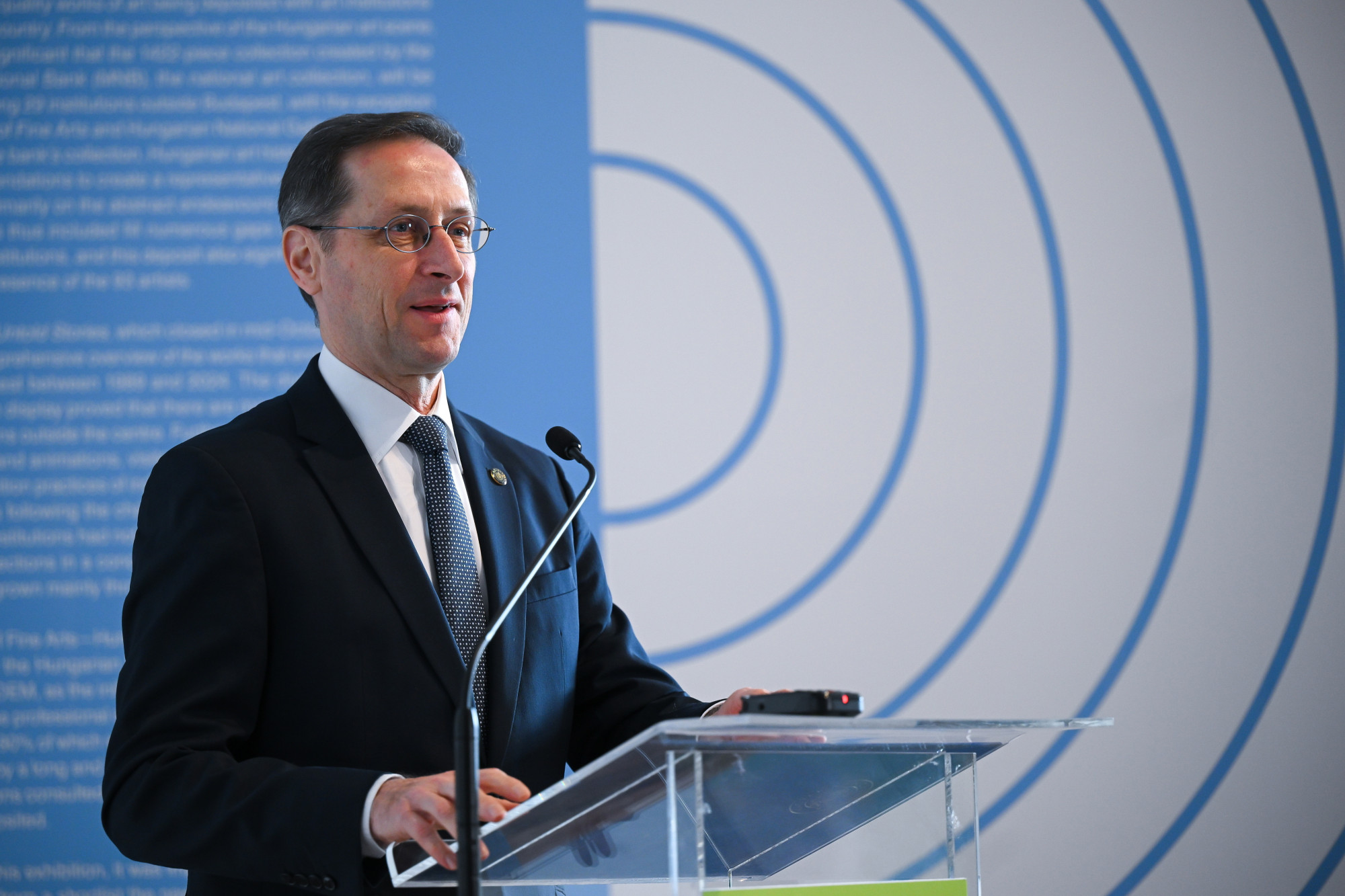 Kamatot csökkentett a jegybank