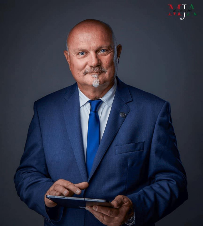 Móring József Attila