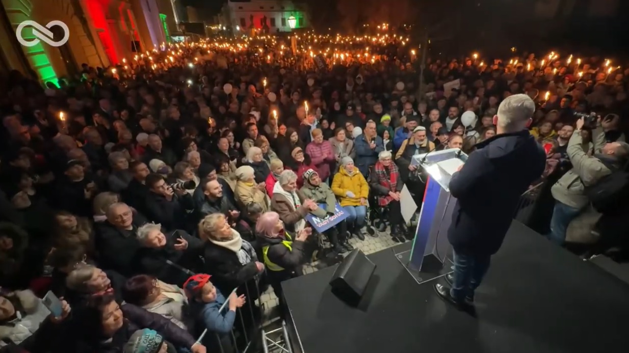 Magyar arra kérte az ellenzéki jelölteket, hogy ne fogadják el a Fidesz segítségét az ajánlásgyűjtések hajrájában