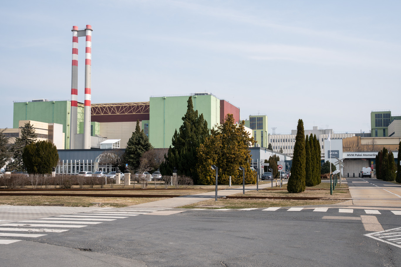 Rendkívüli intézkedést hoztak Pakson a Duna rekordalacsony vízállása miatt, csökkentik az atomerőmű teljesítményét