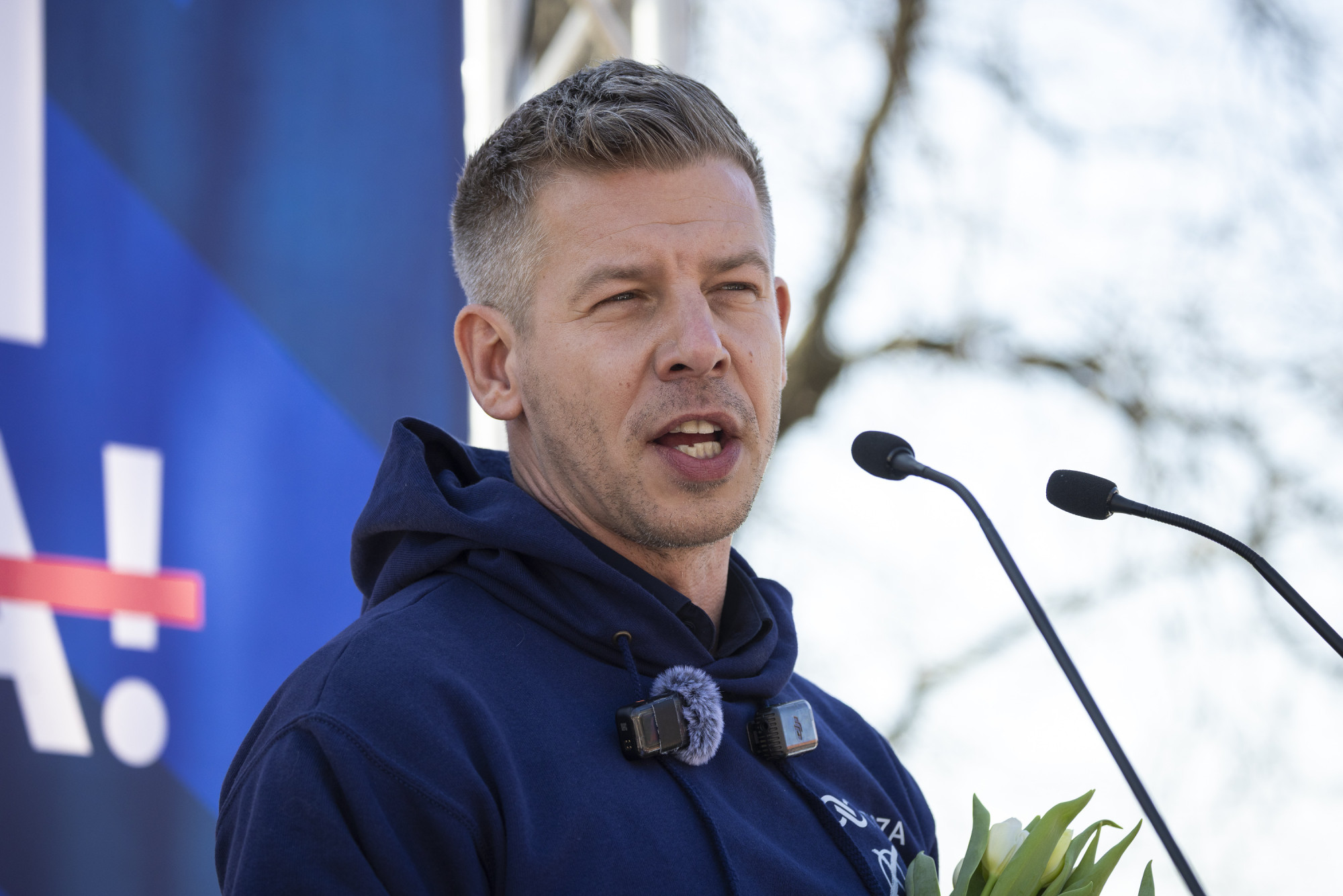 Magyar Péter: a kormányzati tiltás ellenére drónozni fog a Tisza március 15-én