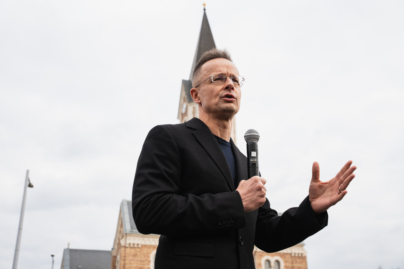 Szijjártó elfelejtette az őt megtagadó tanárát