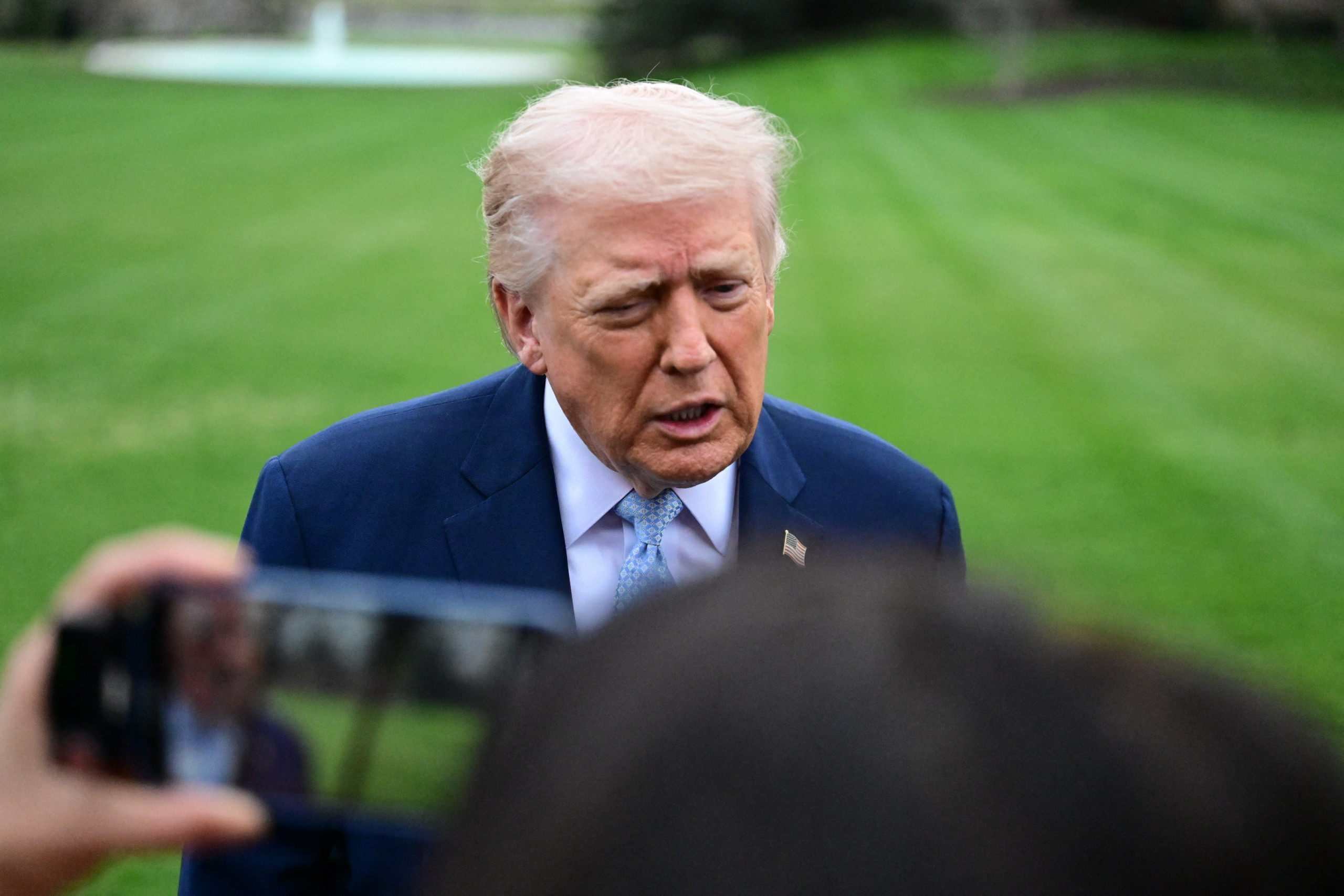 Trump szerint Szíriának kellene „foglalkoznia a Hezbollahhal” Izrael helyett