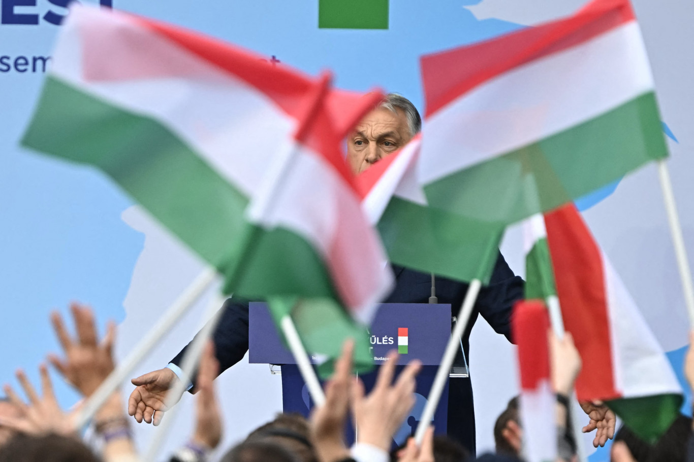 A győri polgármester azt írja, olyan infók jutottak hozzá, hogy a városa lenne a helyszíne egy „kampányfordító” eseménynek