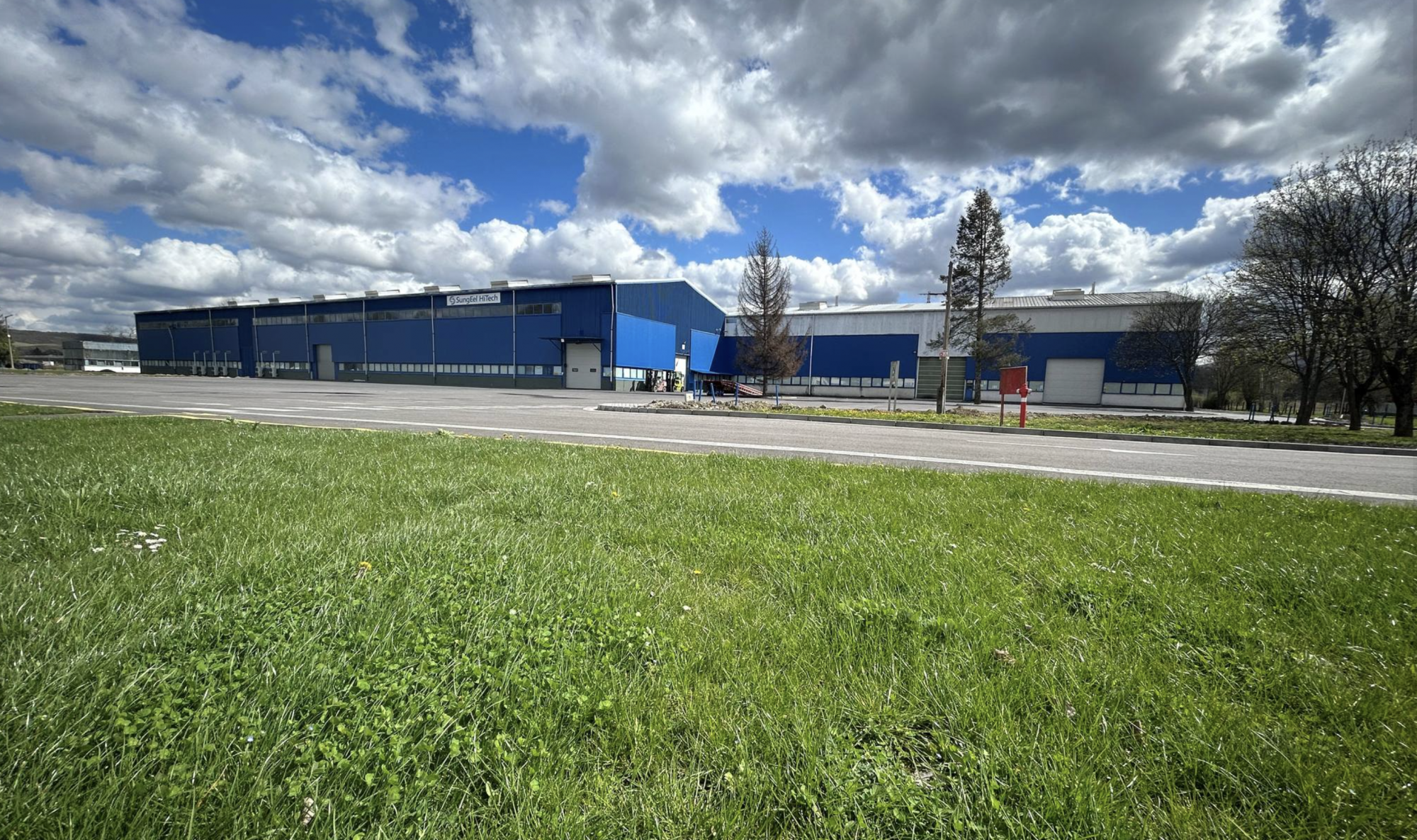 Egy fideszes képviselő egy hangfelvételen arról beszél, hogy a bátonyterenyei akku üzem egyértelműen ártalmas az egészségre